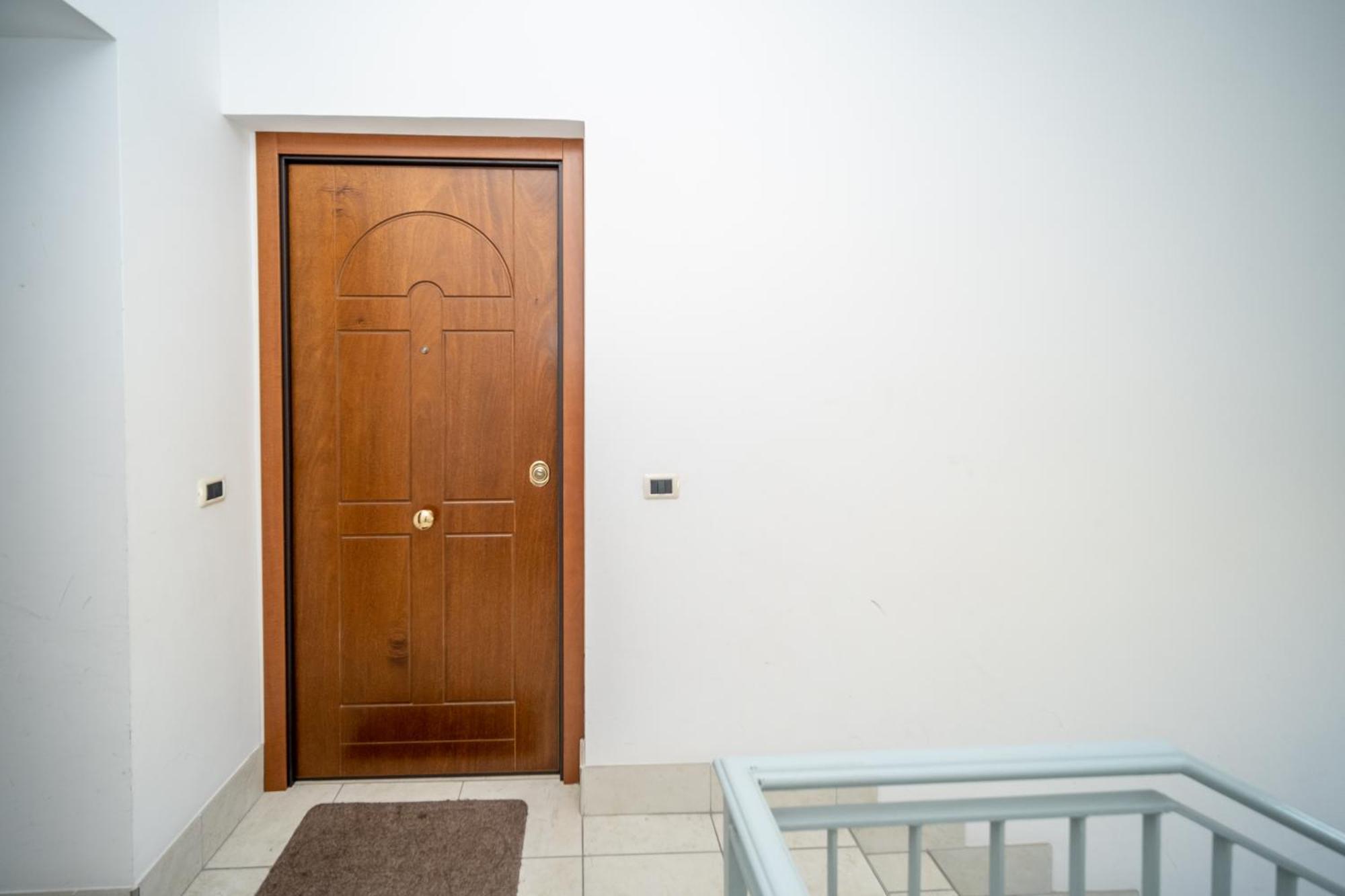 Fiumicino Business&Vacation Apt Wifi Экстерьер фото